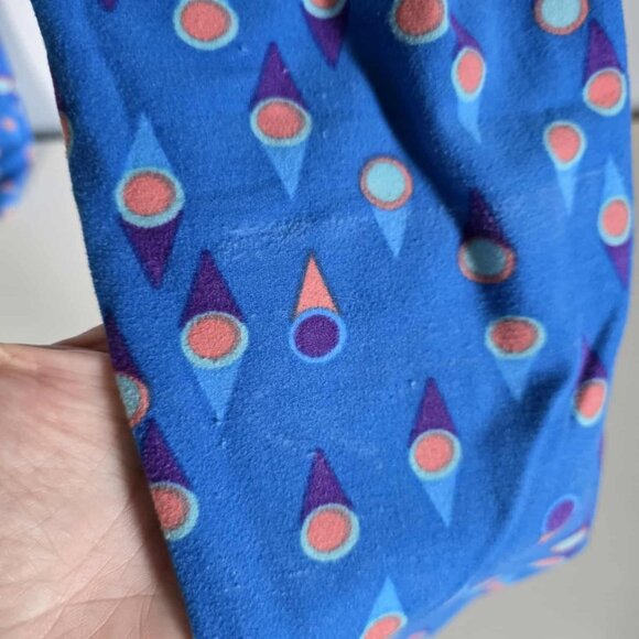 LulaRoe Leggings Tall/Curvy - Picture 3 of 5